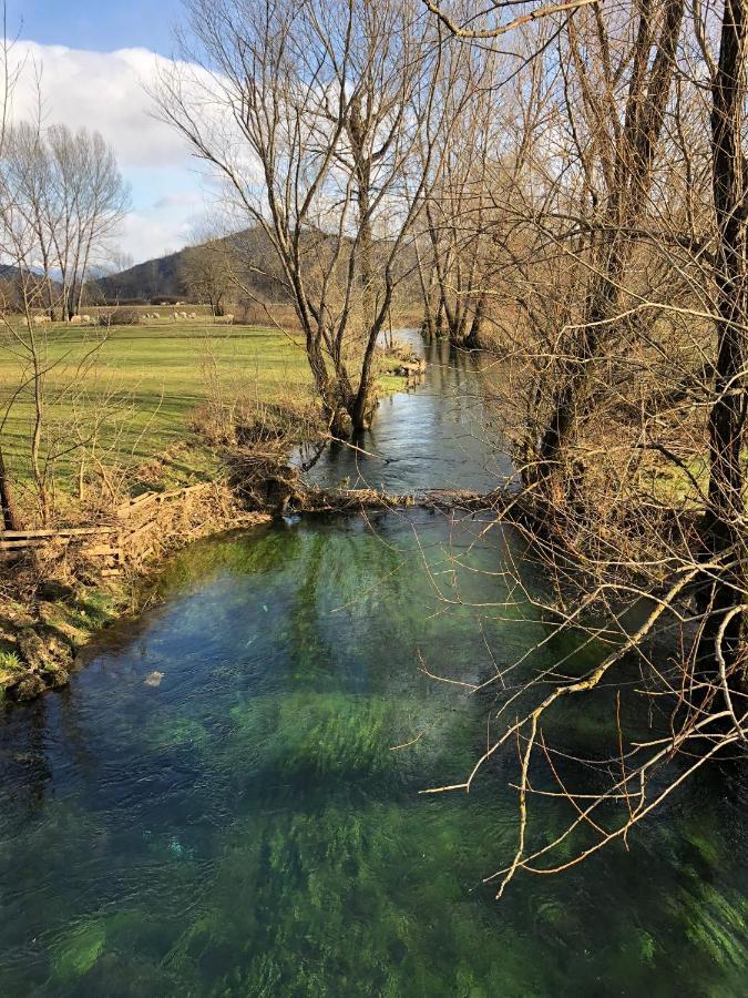 Green Silence - Iva Danilovgrad Kültér fotó